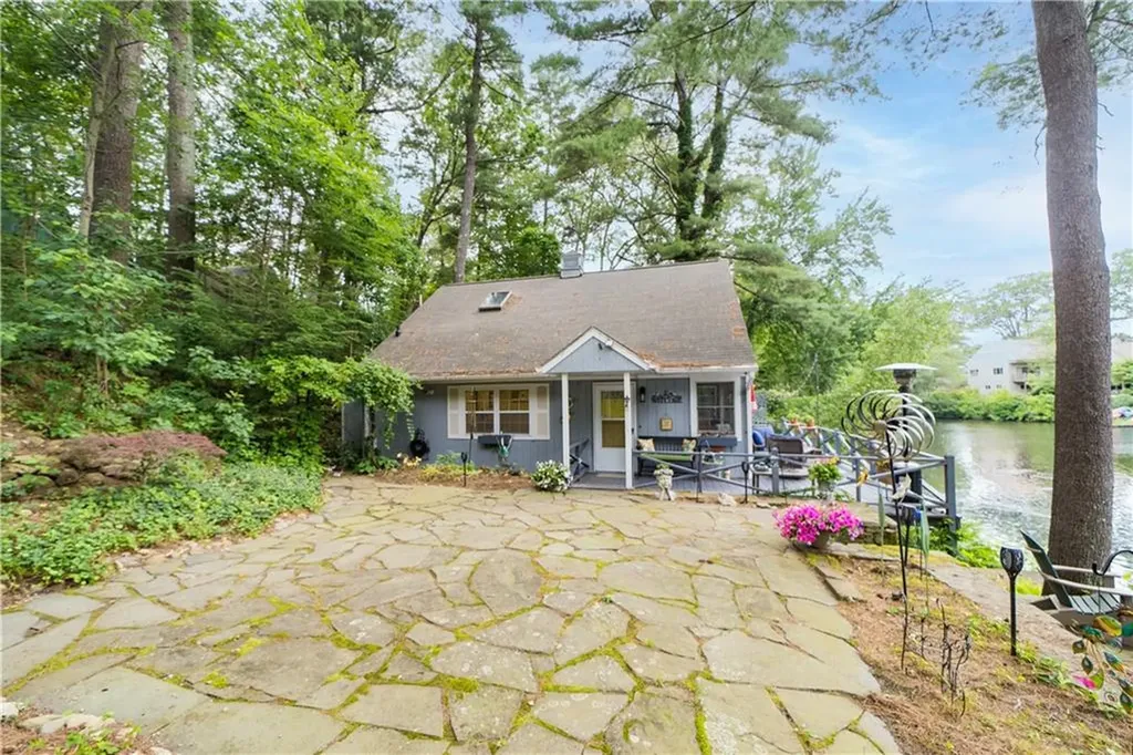 16 Ruff Stone Road Smithfield RI 02828