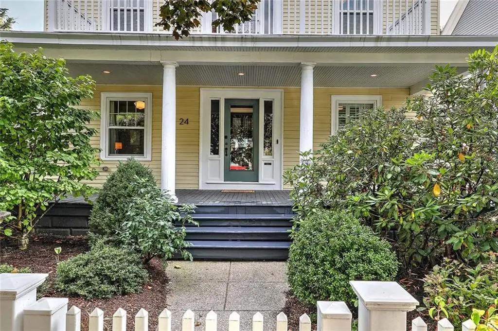 24 Belmont Street Pawtucket RI 02860