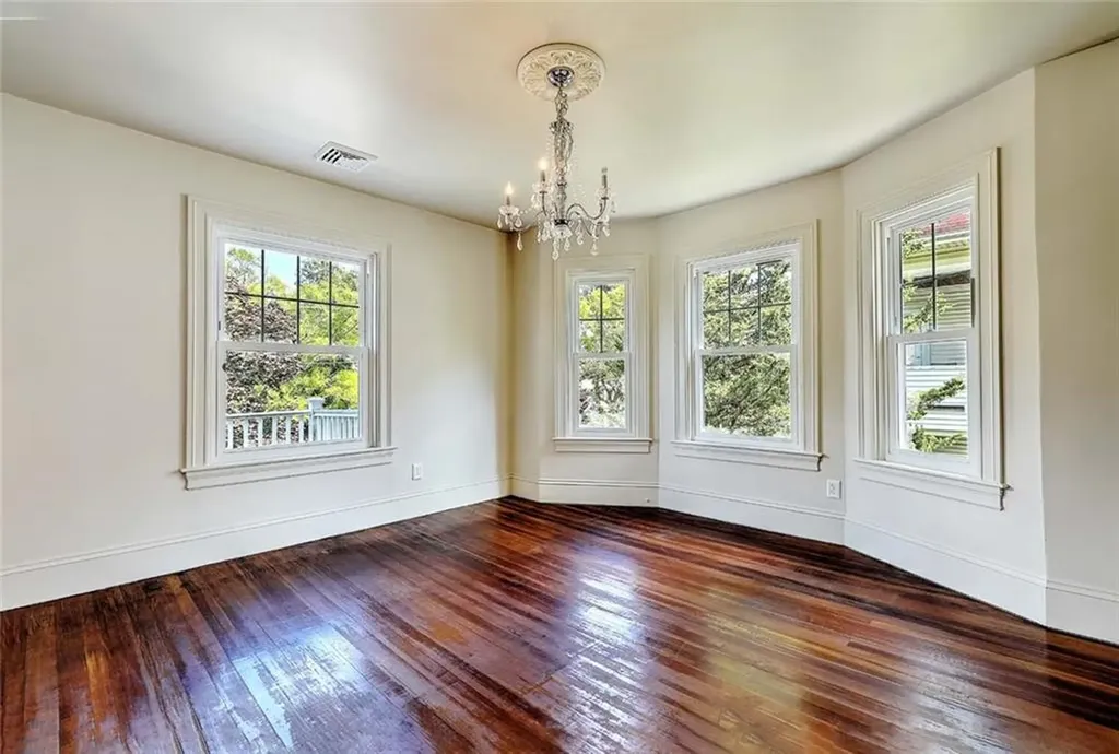 24 Belmont Street Pawtucket RI 02860