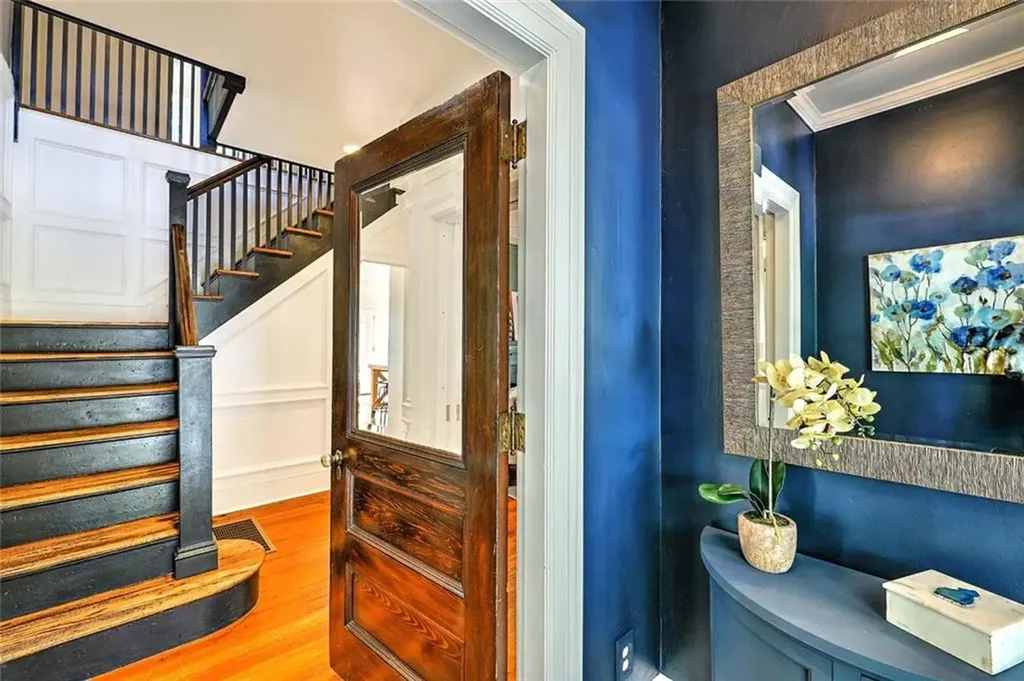 24 Belmont Street Pawtucket RI 02860