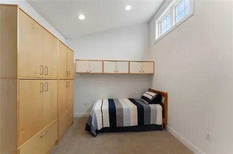 83 Waters Edge Street Tiverton RI 02878