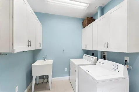 83 Waters Edge Street Tiverton RI 02878