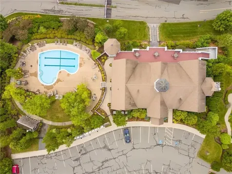 83 Waters Edge Street Tiverton RI 02878