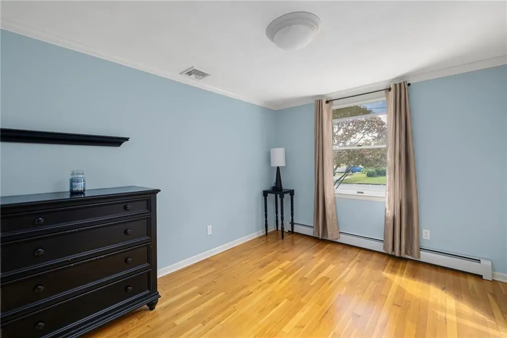 40 Quail Hollow Road Cranston RI 02920