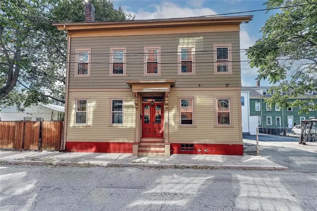 65 Grant Street Providence RI 02909