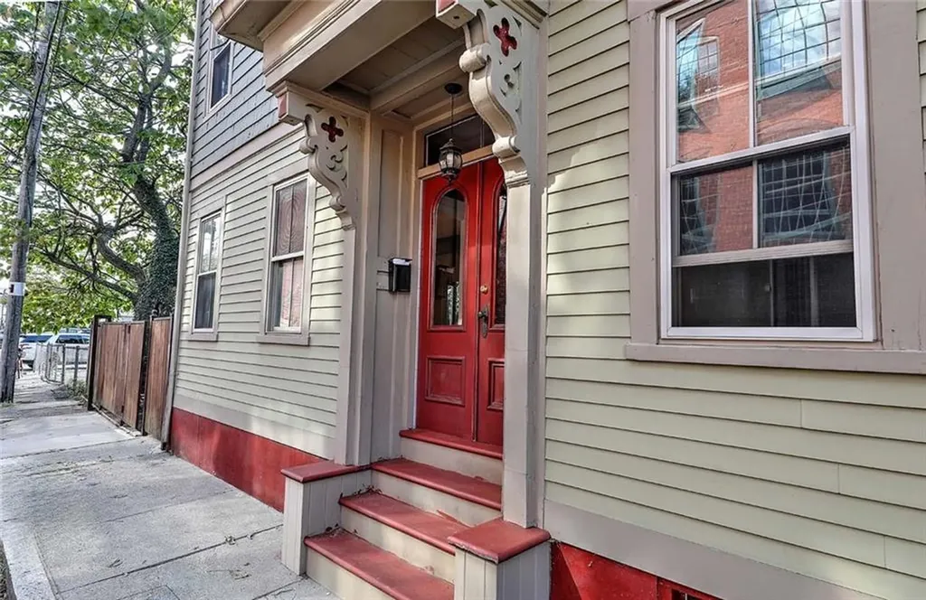 65 Grant Street Providence RI 02909