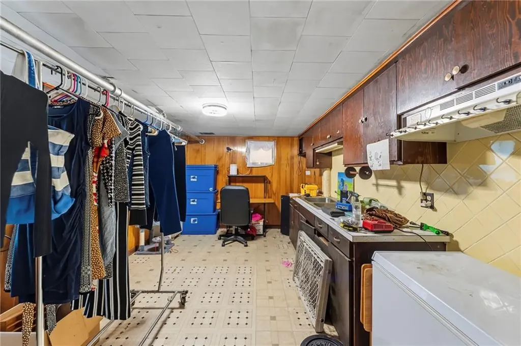 25 Jillson Avenue Woonsocket RI 02895