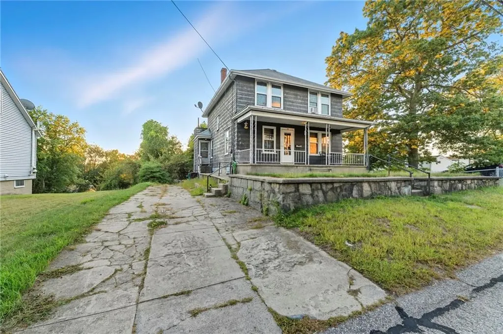 25 Jillson Avenue Woonsocket RI 02895