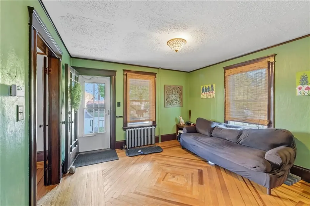 25 Jillson Avenue Woonsocket RI 02895