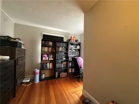 32 Stadden Street Providence RI 02907