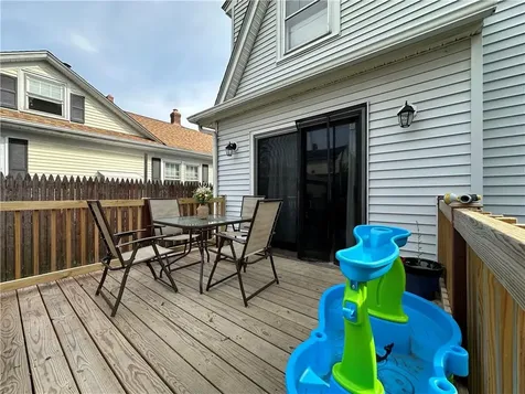 32 Stadden Street Providence RI 02907