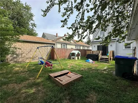 32 Stadden Street Providence RI 02907