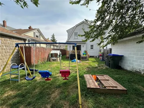 32 Stadden Street Providence RI 02907