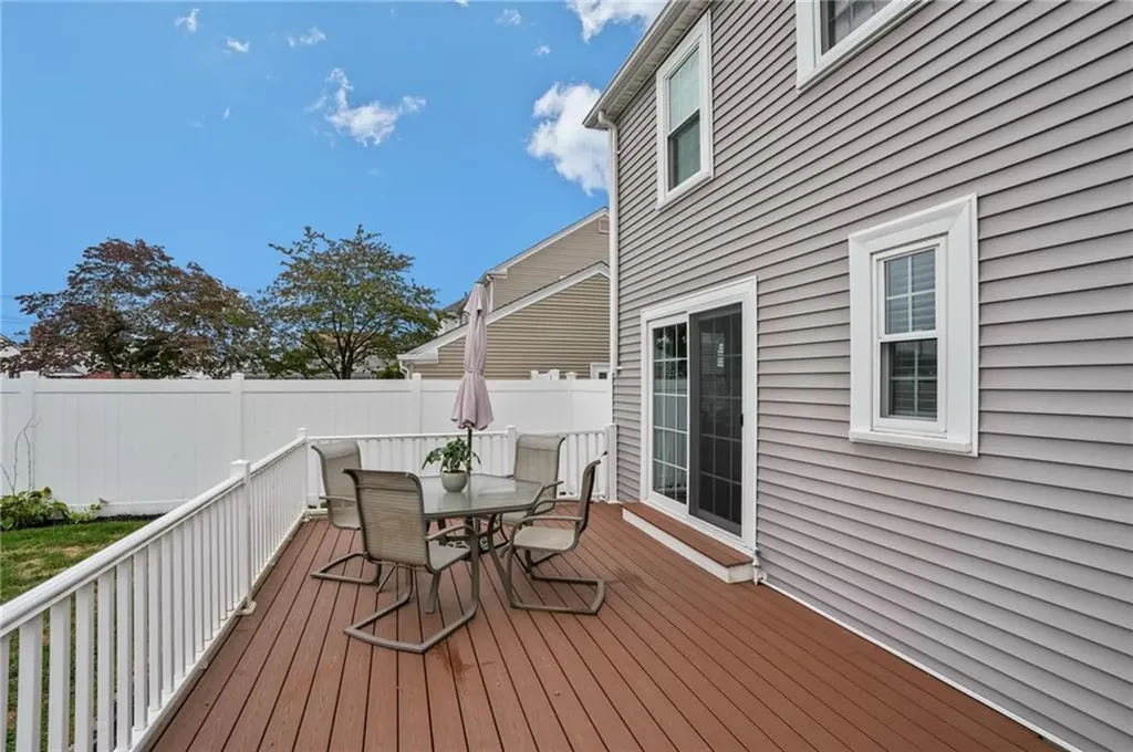 252 Williston Way Pawtucket RI 02861