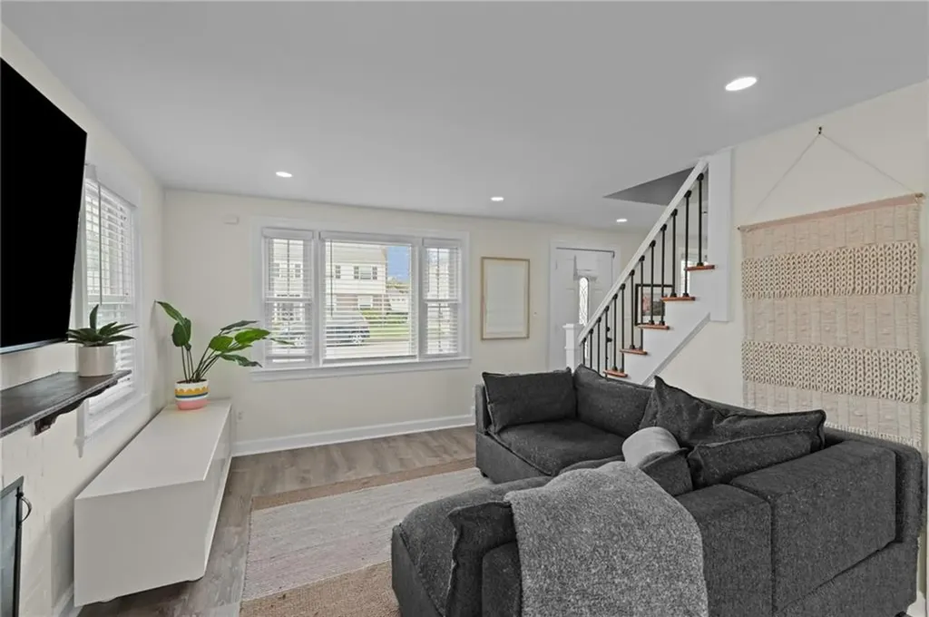 252 Williston Way Pawtucket RI 02861