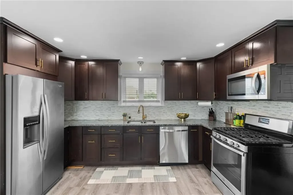 252 Williston Way Pawtucket RI 02861