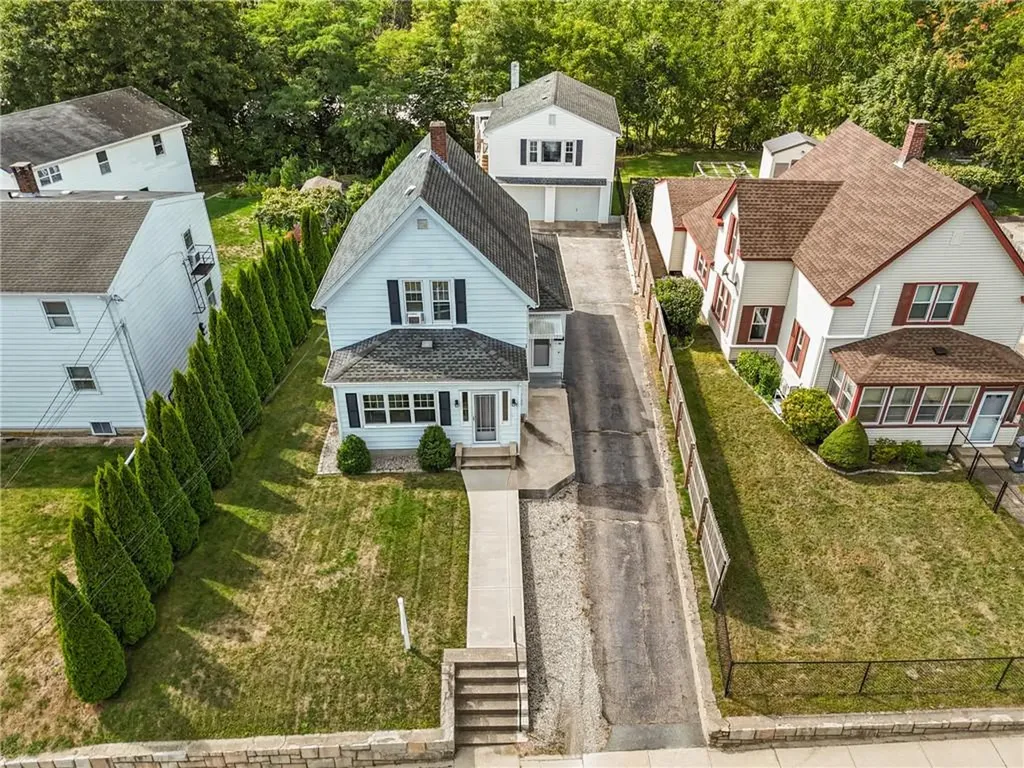 186 High Street Westerly RI 02891