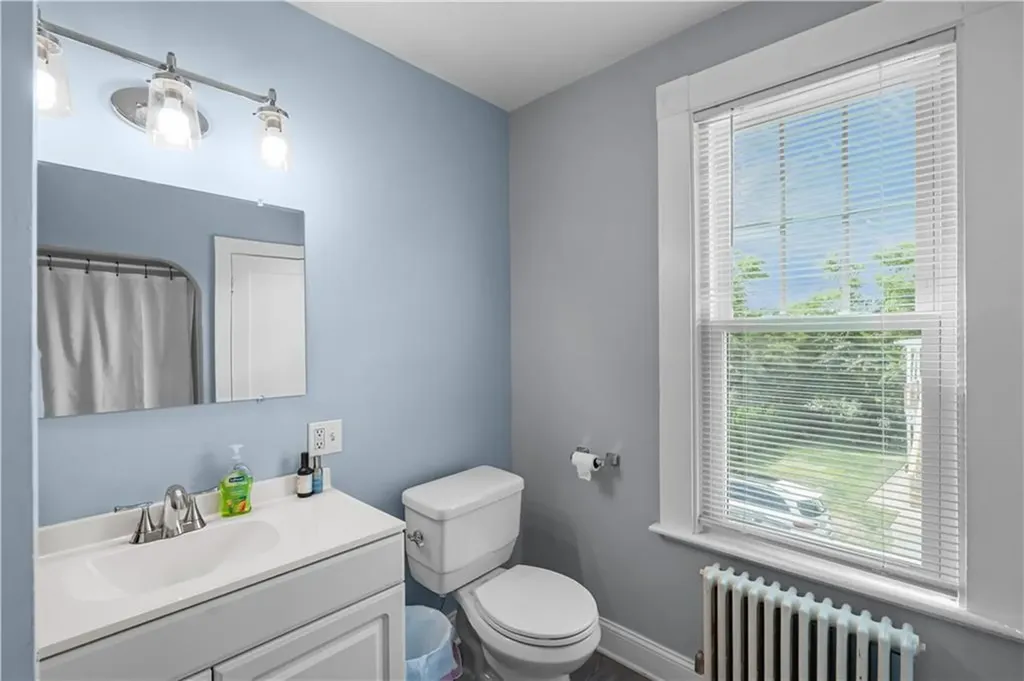 186 High Street Westerly RI 02891