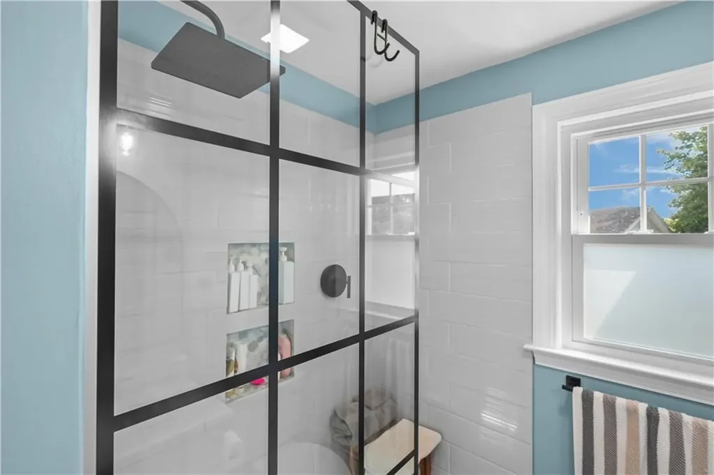186 High Street Westerly RI 02891