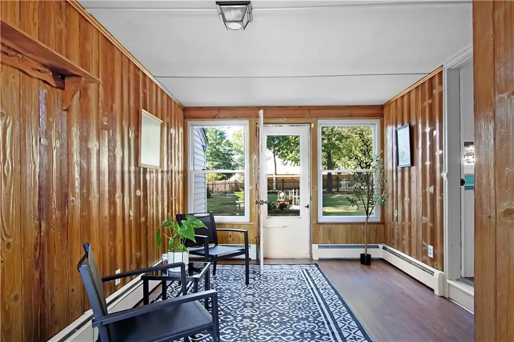 79 Fir Glade Drive Warwick RI 02886