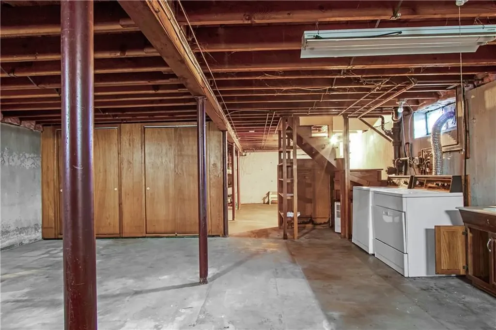 79 Fir Glade Drive Warwick RI 02886