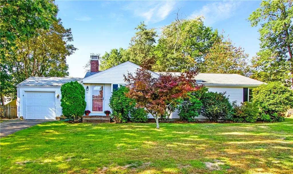 79 Fir Glade Drive Warwick RI 02886
