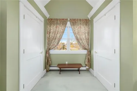 9 White Terrace Middletown RI 02842
