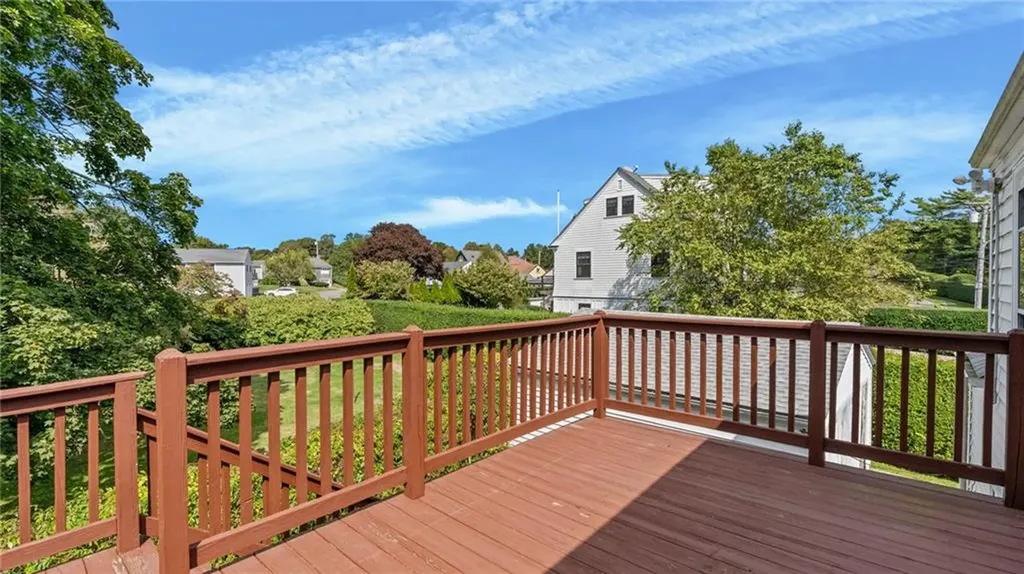 56 Ruggles Avenue Newport RI 02840