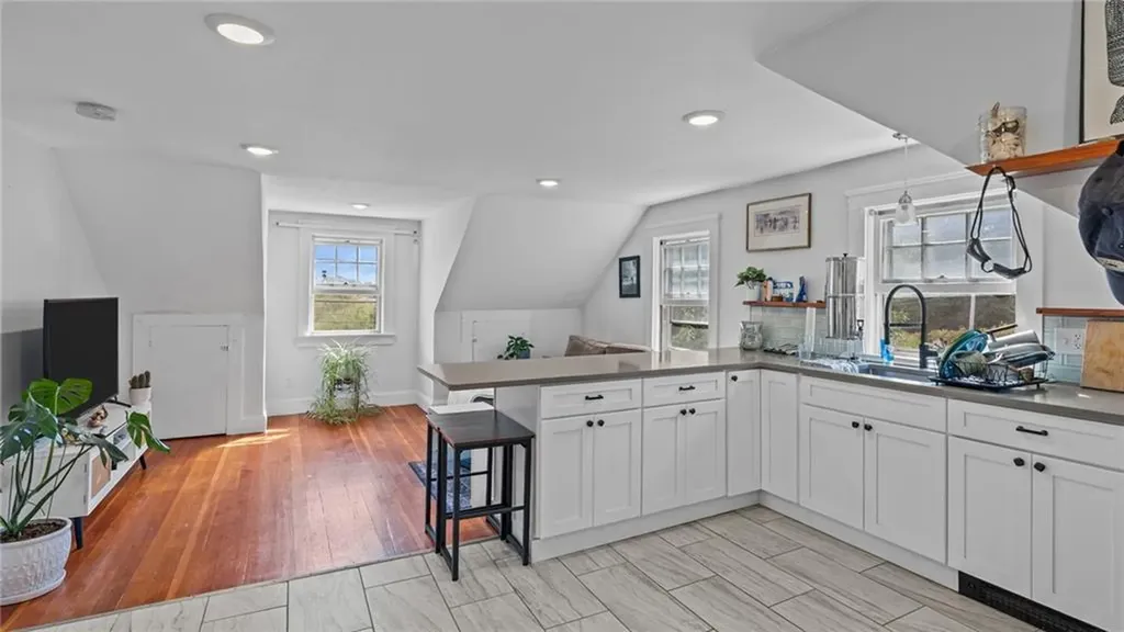 56 Ruggles Avenue Newport RI 02840