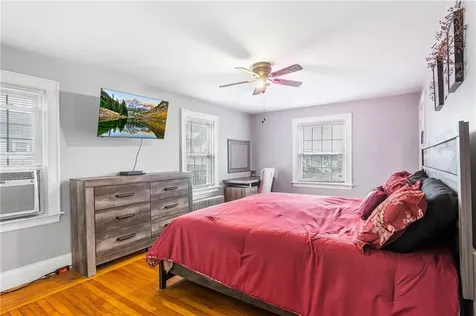 128 Elsie Street Cranston RI 02910