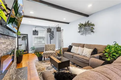 128 Elsie Street Cranston RI 02910