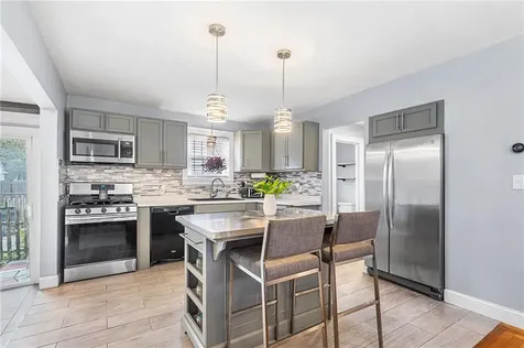 128 Elsie Street Cranston RI 02910