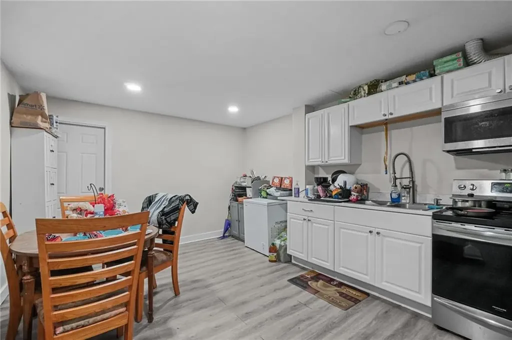 44 West Avenue Pawtucket RI 02860