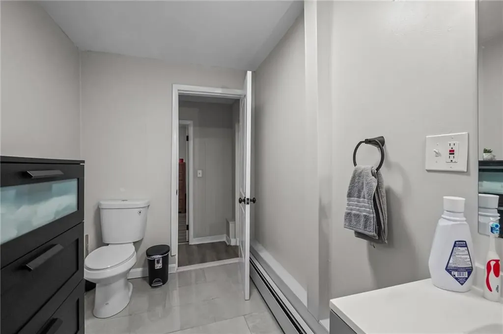 44 West Avenue Pawtucket RI 02860