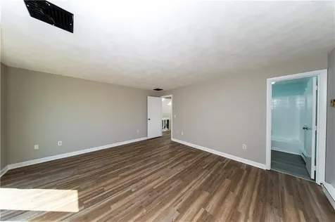 5 Fox Run Portsmouth RI 02871