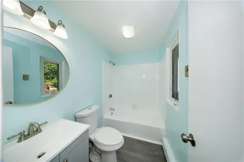 5 Fox Run Portsmouth RI 02871