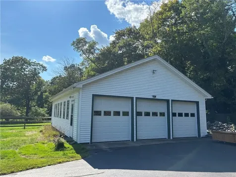 750 Ten Rod Road North Kingstown RI 02852