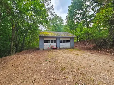 185 Burdickville Road Charlestown RI 02813