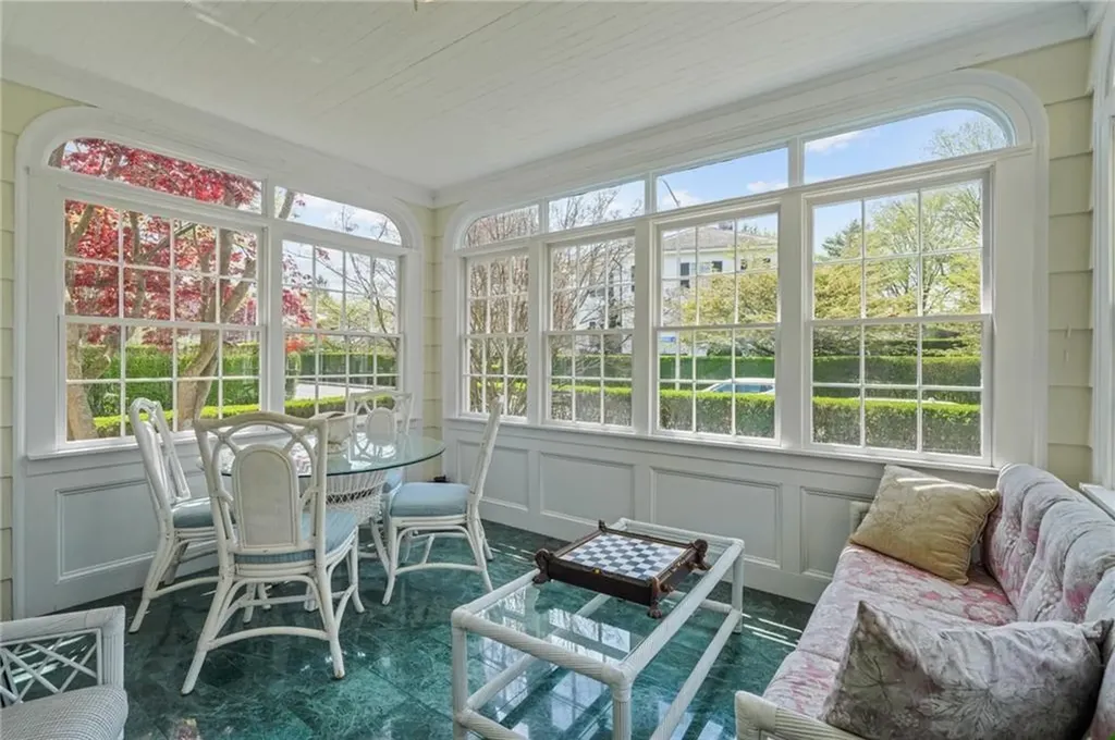 60 Ayrault Street Newport RI 02840