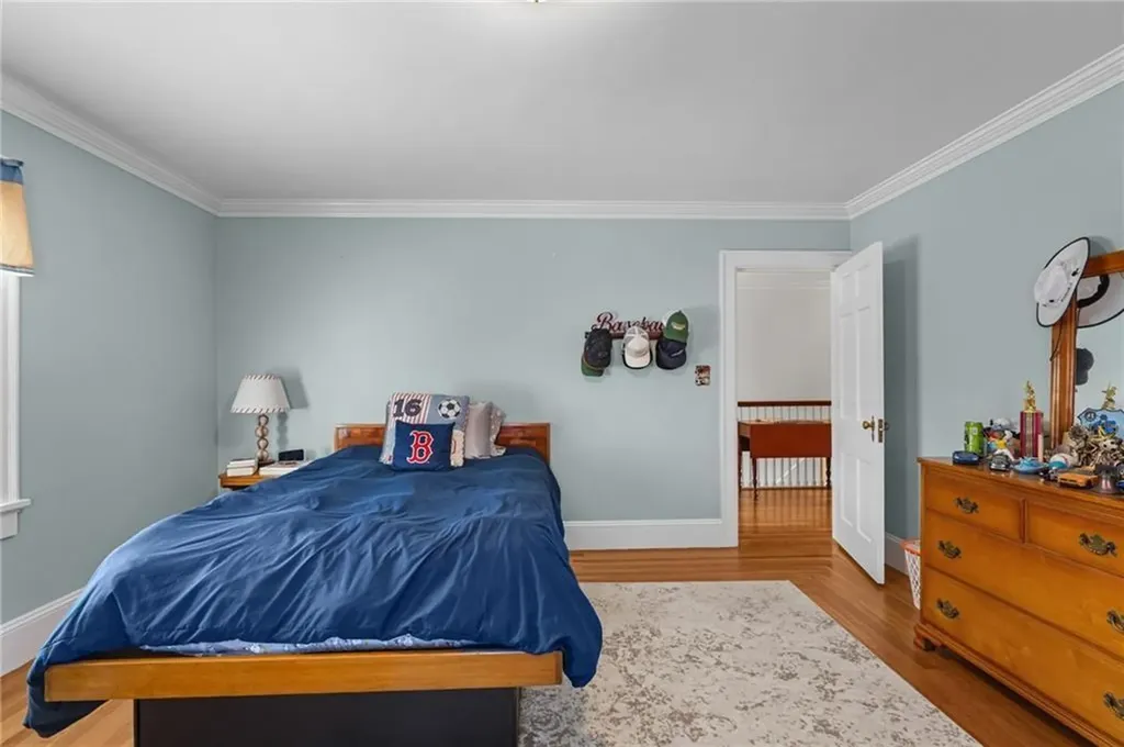 60 Ayrault Street Newport RI 02840