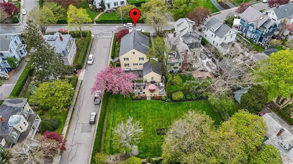 60 Ayrault Street Newport RI 02840
