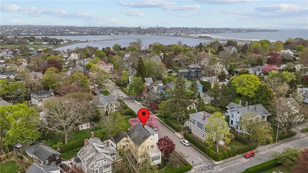 60 Ayrault Street Newport RI 02840