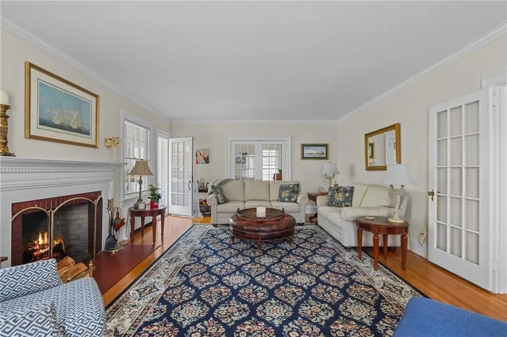 60 Ayrault Street Newport RI 02840