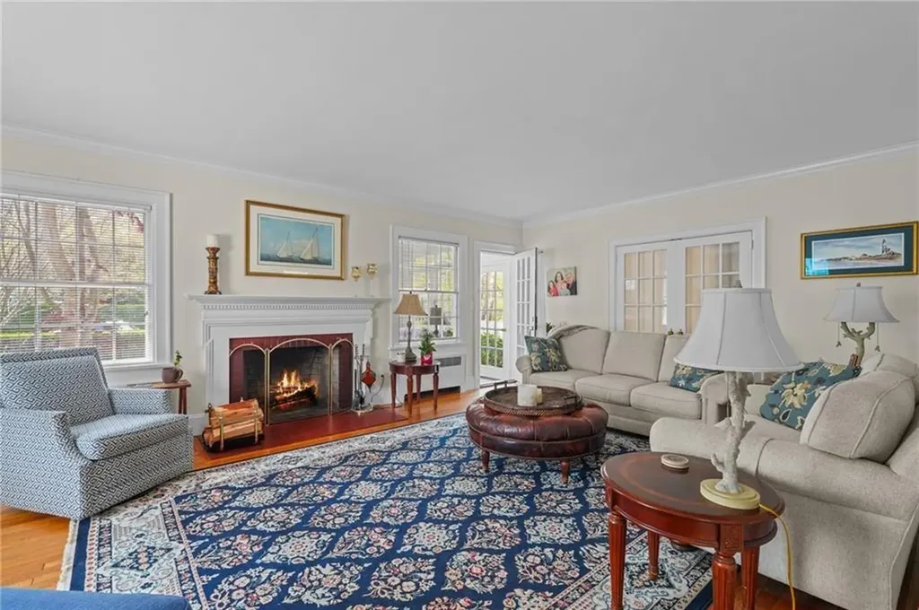 60 Ayrault Street Newport RI 02840