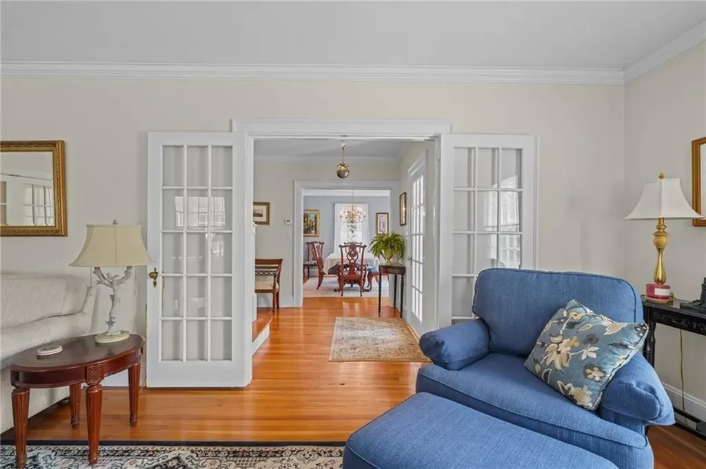 60 Ayrault Street Newport RI 02840