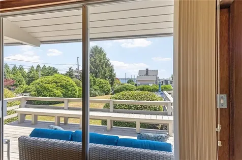 41 Grey Gull Road Jamestown RI 02835