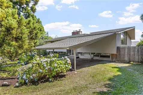 41 Grey Gull Road Jamestown RI 02835