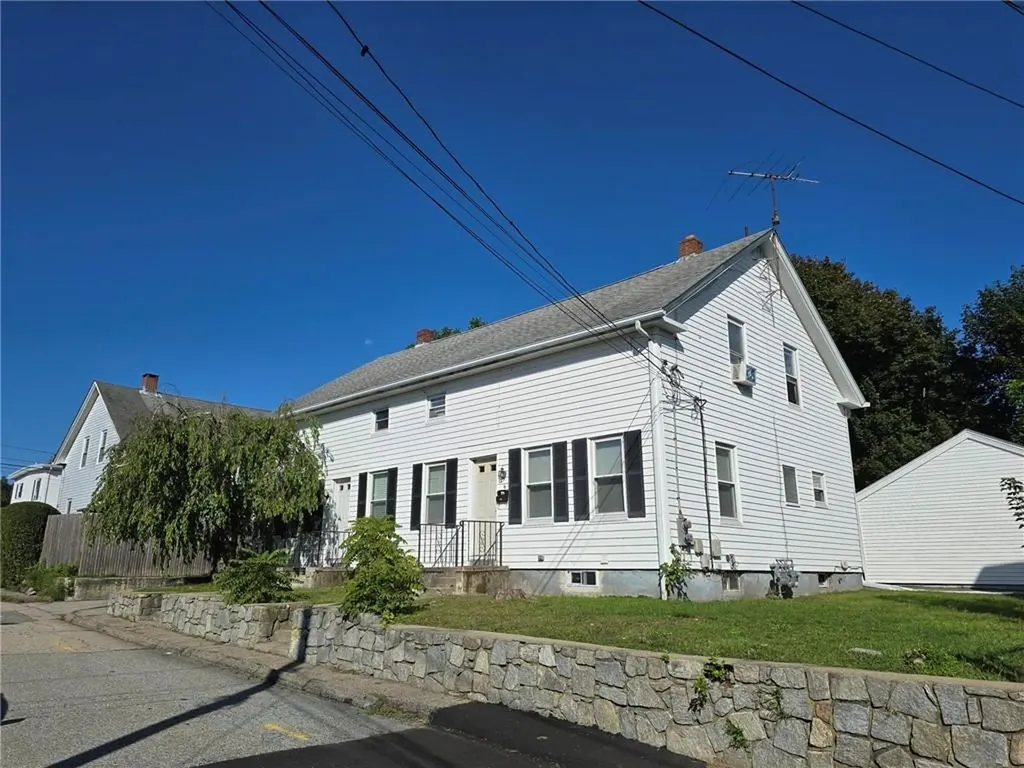 4 6 Union Street Coventry RI 02816