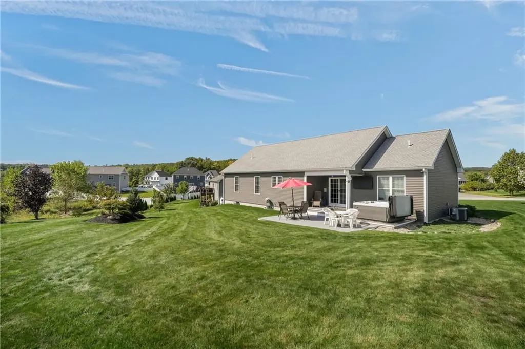 214 Danielle Drive Woonsocket RI 02895