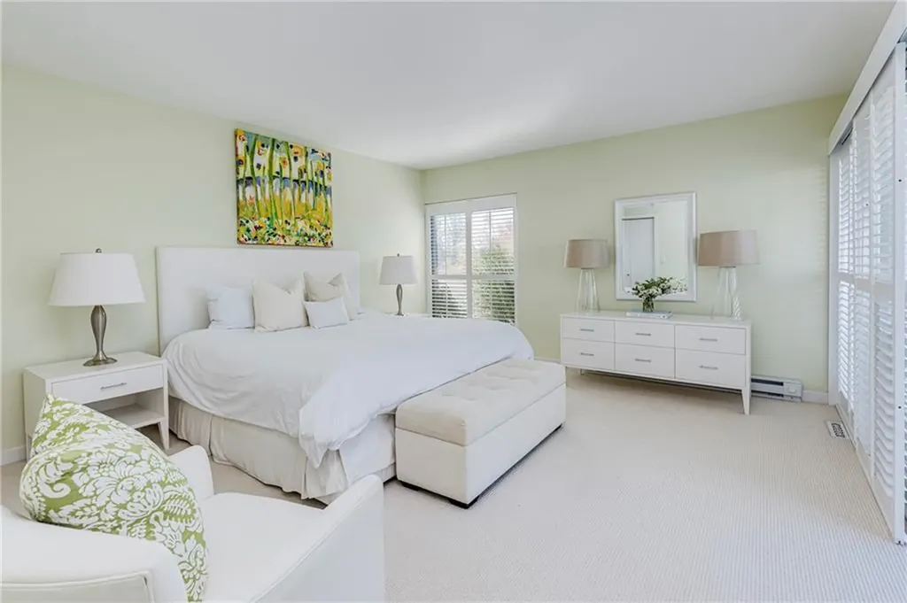 111 Ocean Avenue Newport RI 02840